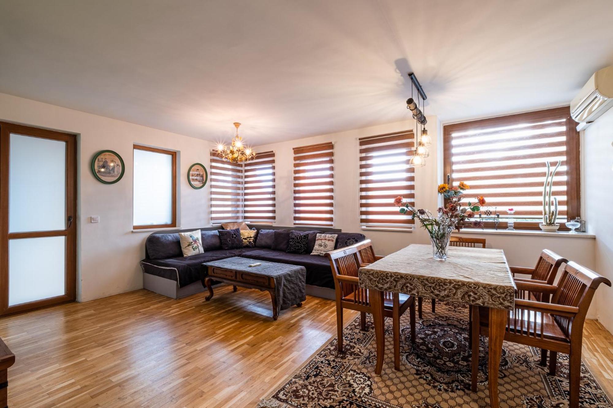 Roman Thermae 2Bdrm Sunny Apartment فارنا المظهر الخارجي الصورة