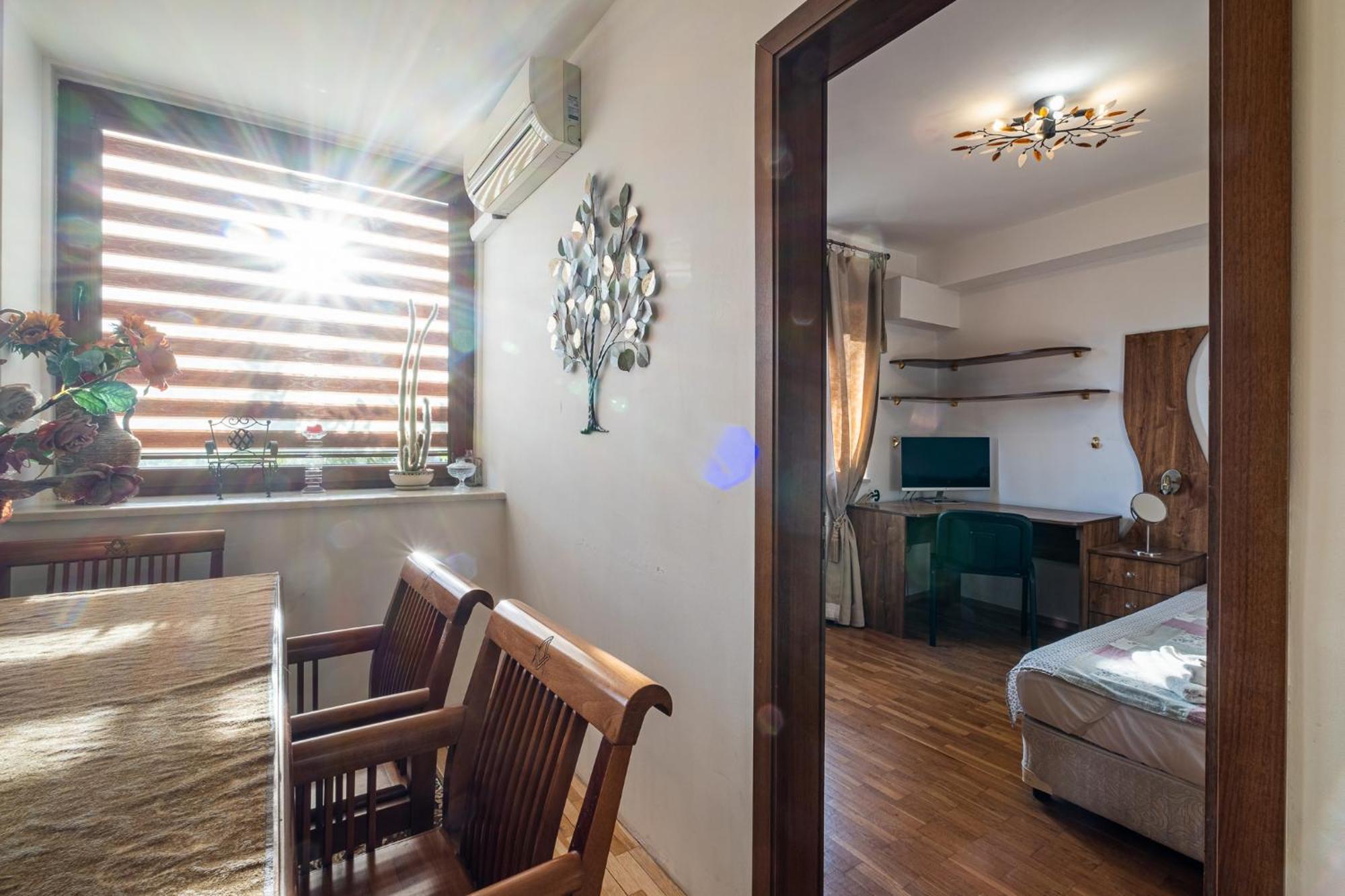 Roman Thermae 2Bdrm Sunny Apartment فارنا المظهر الخارجي الصورة