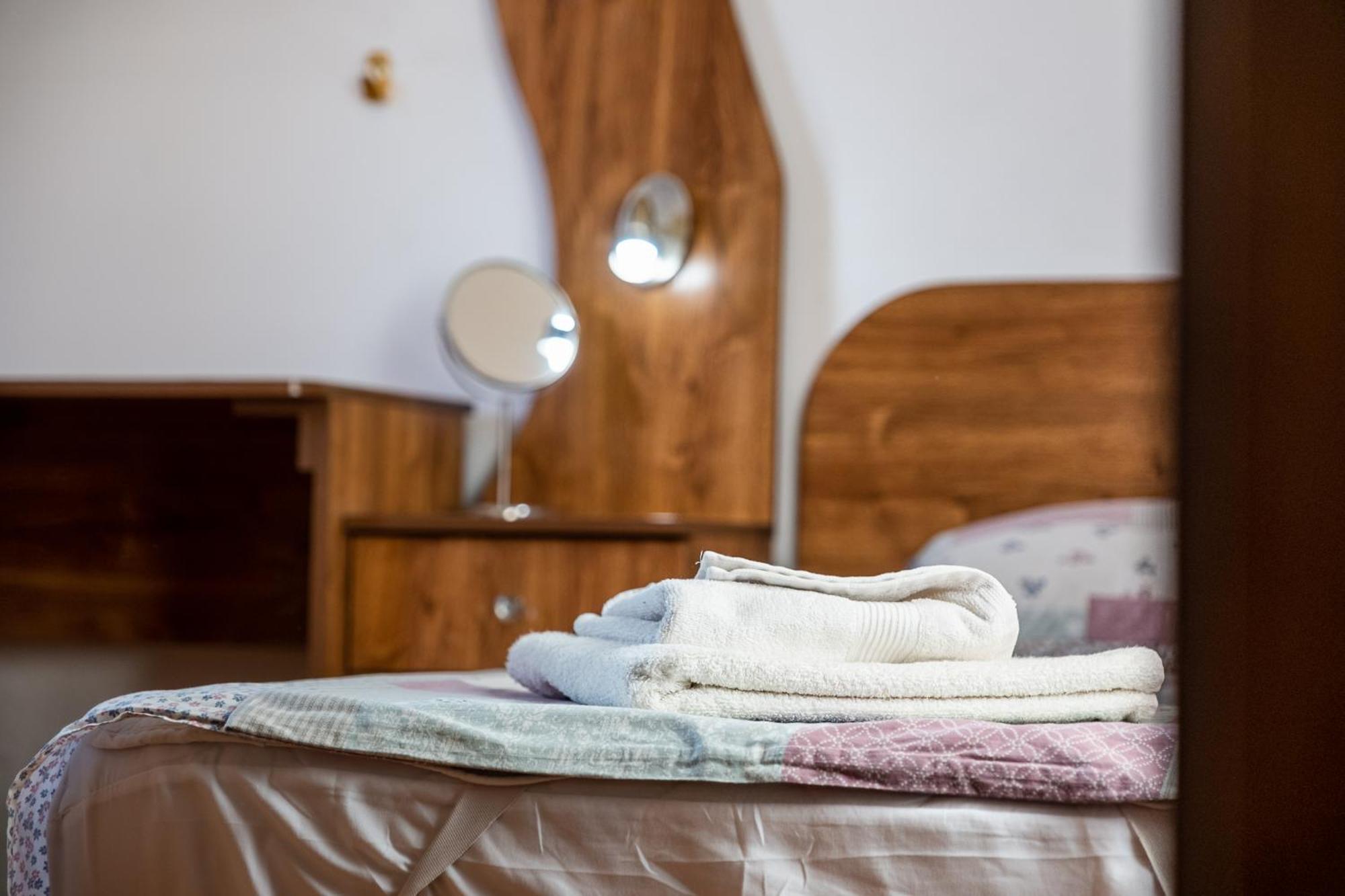 Roman Thermae 2Bdrm Sunny Apartment فارنا المظهر الخارجي الصورة