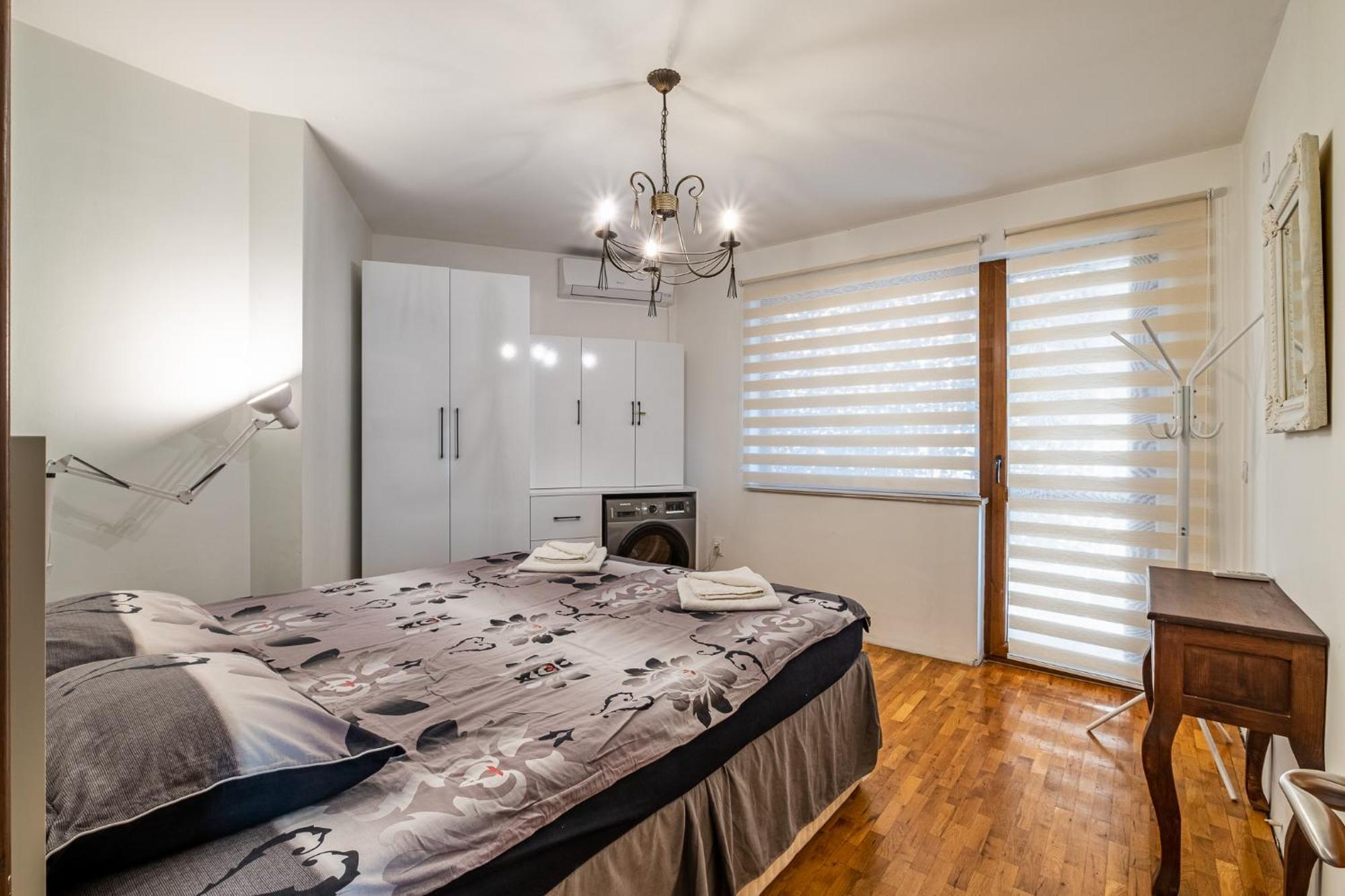 Roman Thermae 2Bdrm Sunny Apartment فارنا المظهر الخارجي الصورة